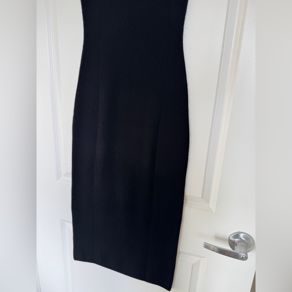 NWT! | QUINCE Mongolian Cashmere Sleeveless Midi
Sweater Dress Black Size Small - Picture 10 of 16